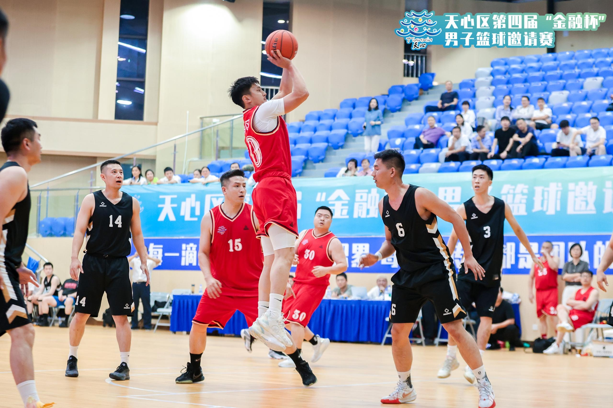 快盈VIII-辽宁队功勋球员韩德君正式告别职业篮球赛场